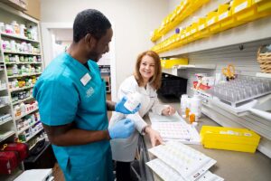 Mercer Pharmacy student working in a pharmacy.